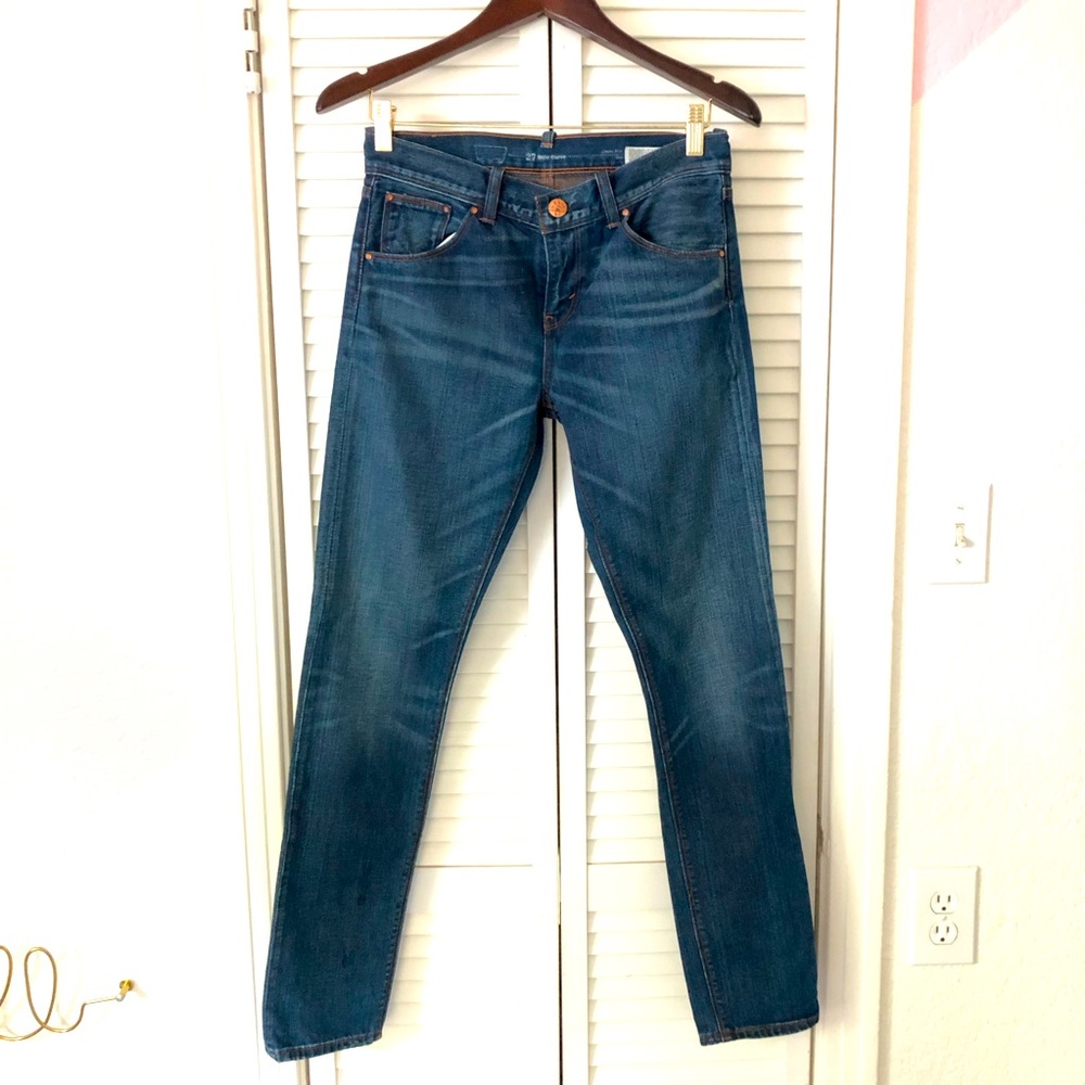 Levi’s bold curve skinny dark blue jeans. NWOT. Classic rise